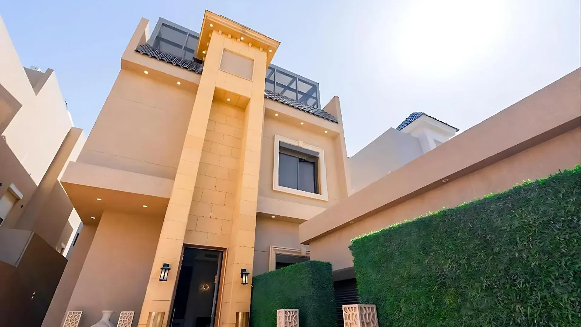 Riyadh Al Malqa Palace Apartment Saudi Arabia